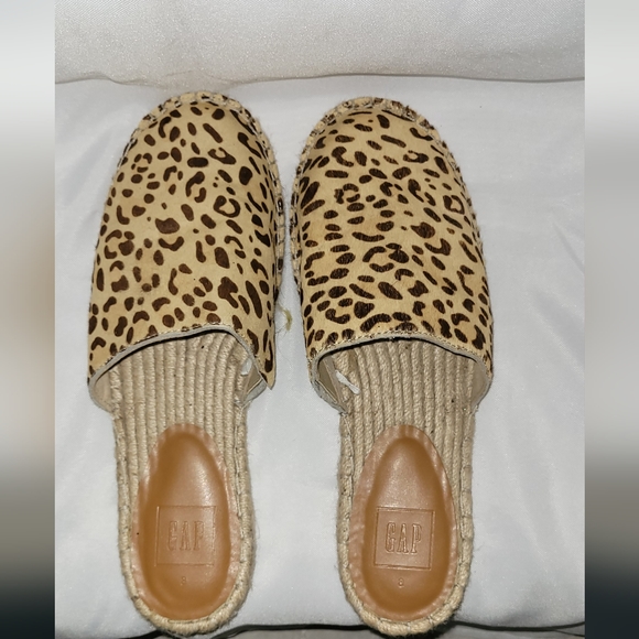 Gap Espadrilles Leopard Print, Size 8 - Picture 3 of 7